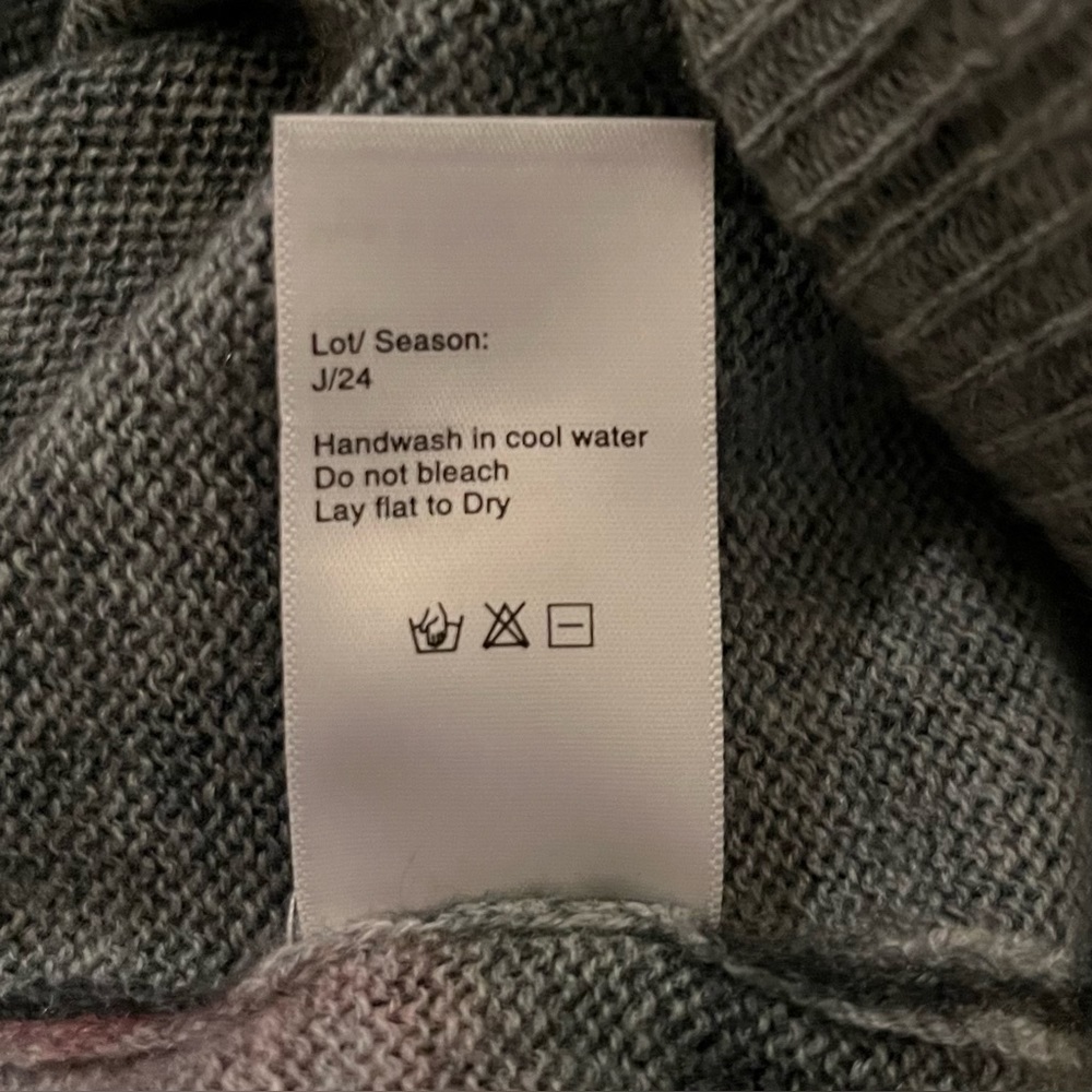 R13 distressed cashmere floral boyfriend sweater - Picture 8 of 9